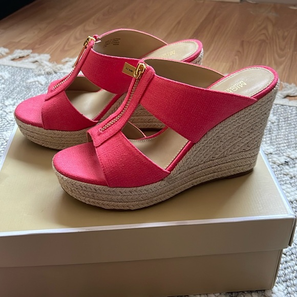 Michael Kors Bradley Mule Small Weave Canvas - Picture 1 of 8